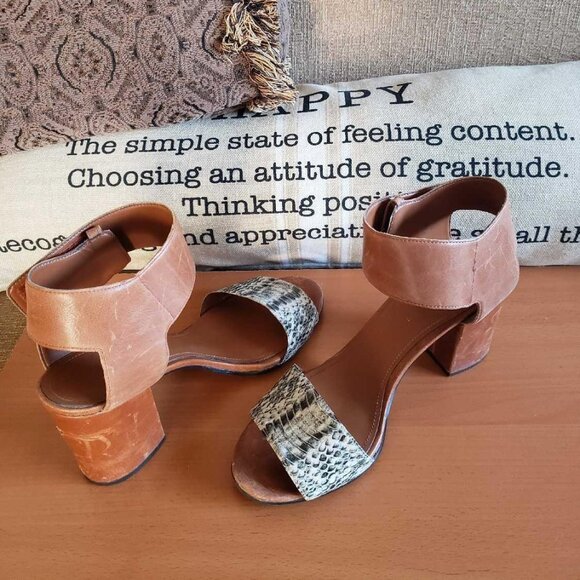 ENZO ANGIOLINI BROWN LEATHER SNAKE SANDAL - Picture 2 of 5